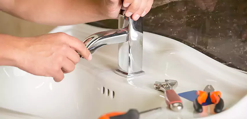 Bathtub Faucet Replacement in Escondido